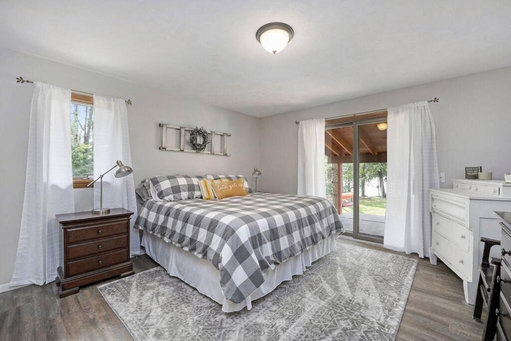 Photo of Bedroom in Gaylord