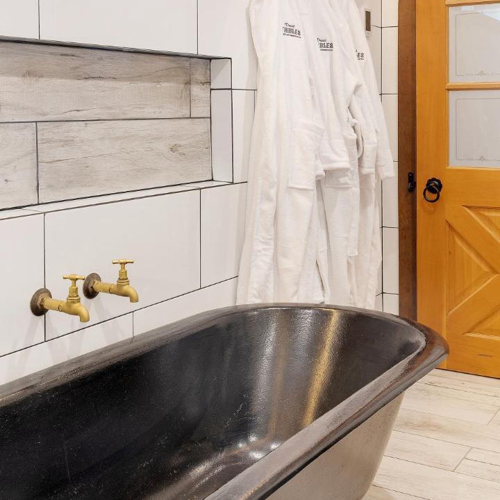 Photo of Bathroom in Maffra