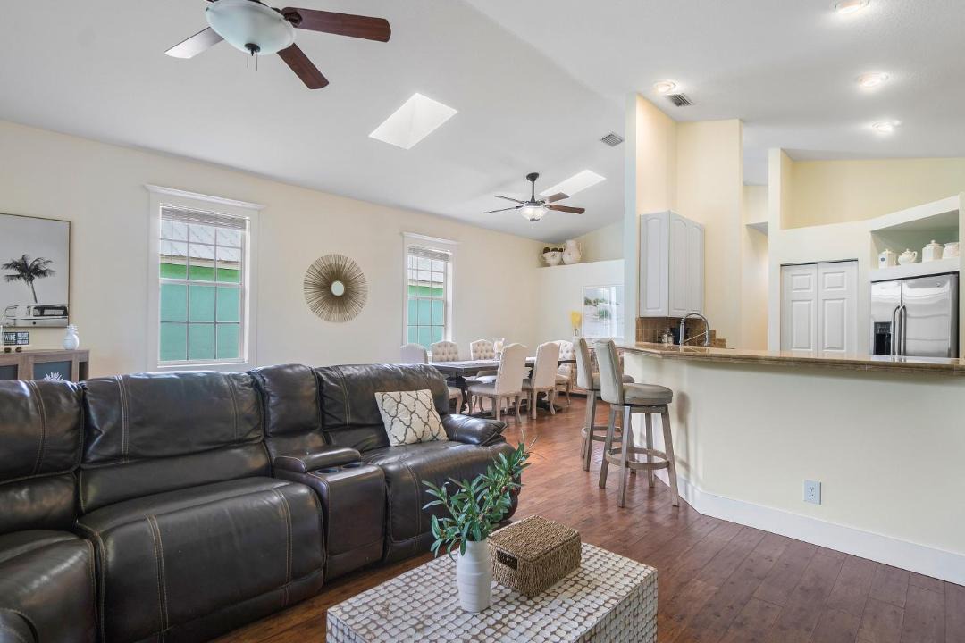 Photo of Livingroom in Old Jupiter Beach Road