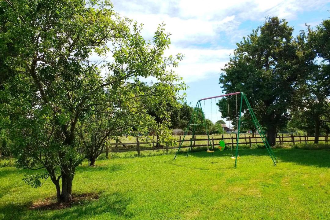 Photo of Others in Geraudot