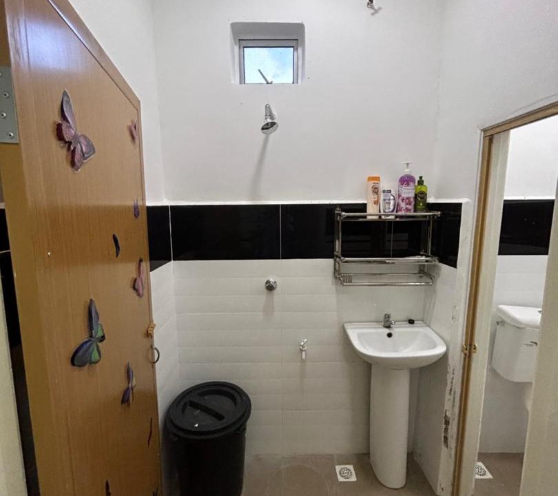 Photo of Bathroom in Marang