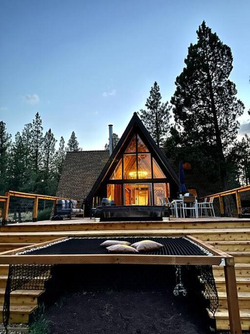 Photo of Buildings in Sisters