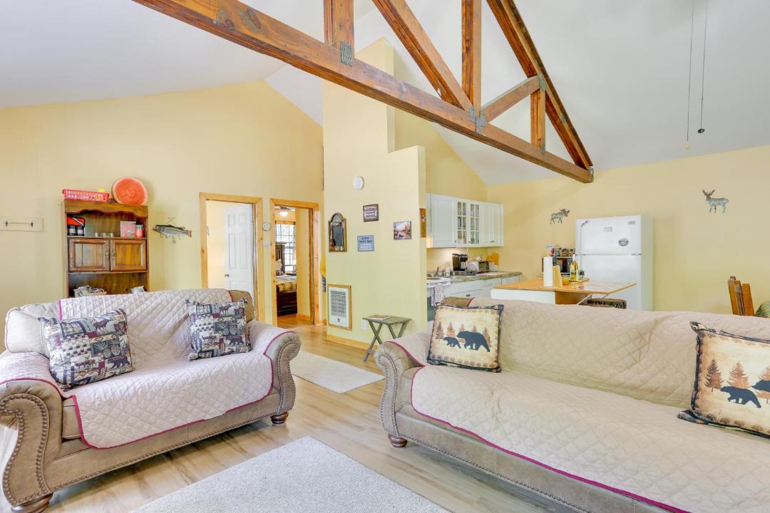 Photo of Livingroom in Lackawaxen