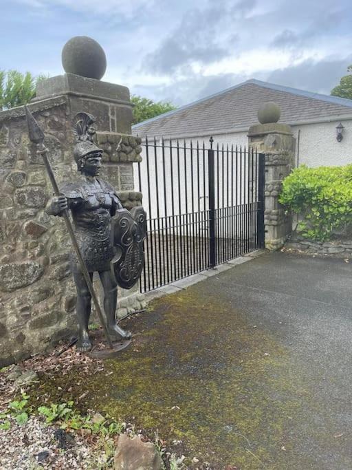 Photo of Buildings in Longcroft