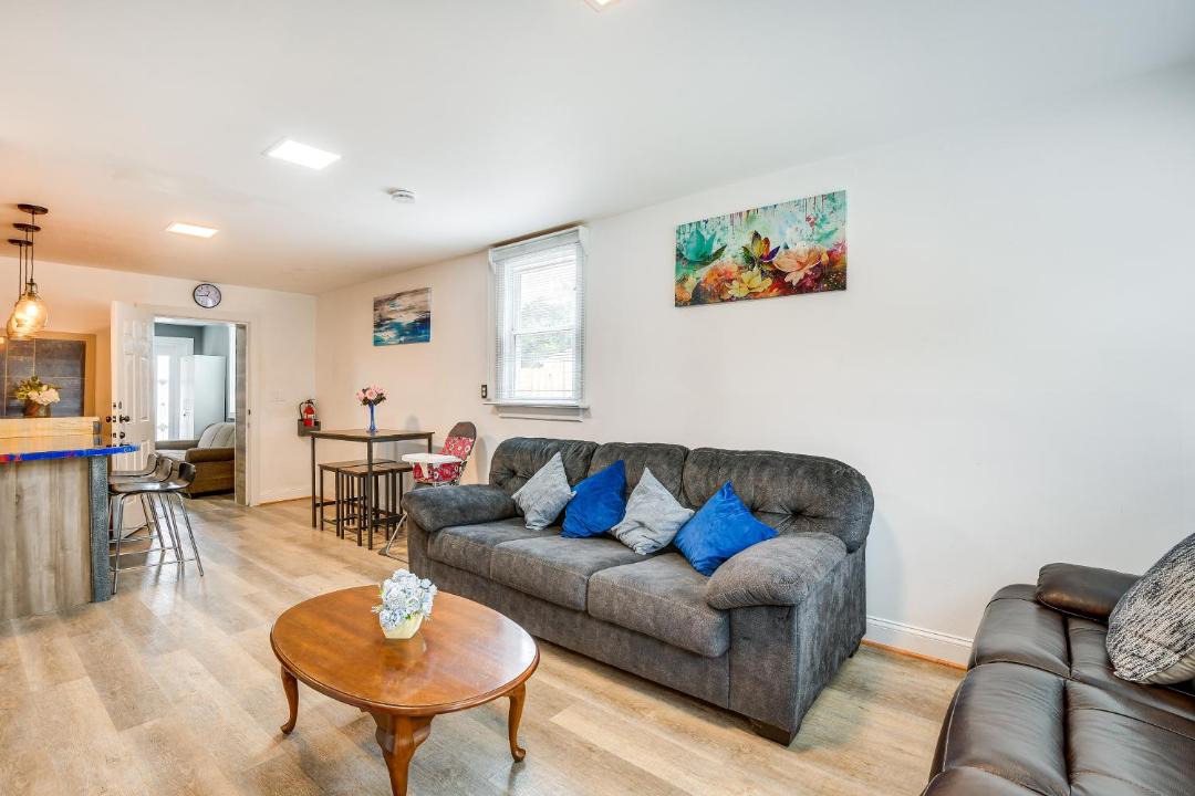 Photo of Livingroom in Glenarden