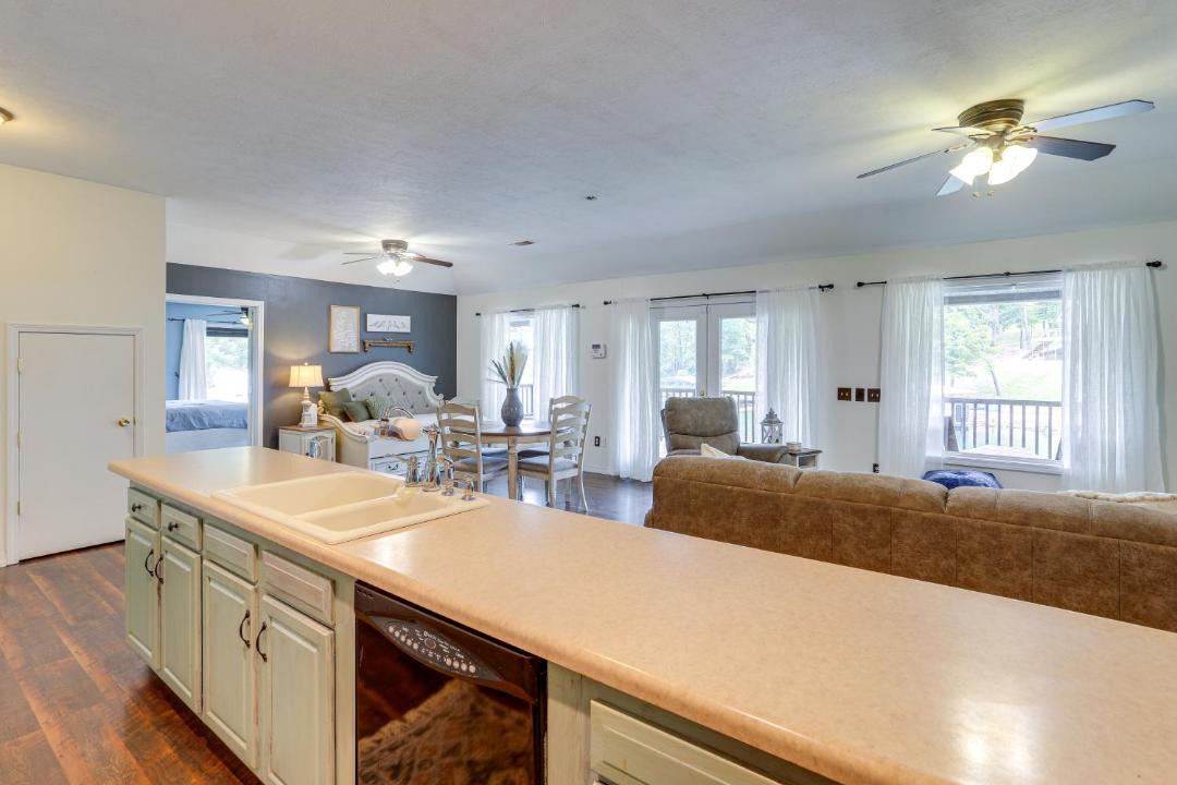 Photo of Others in Horseshoe Bend