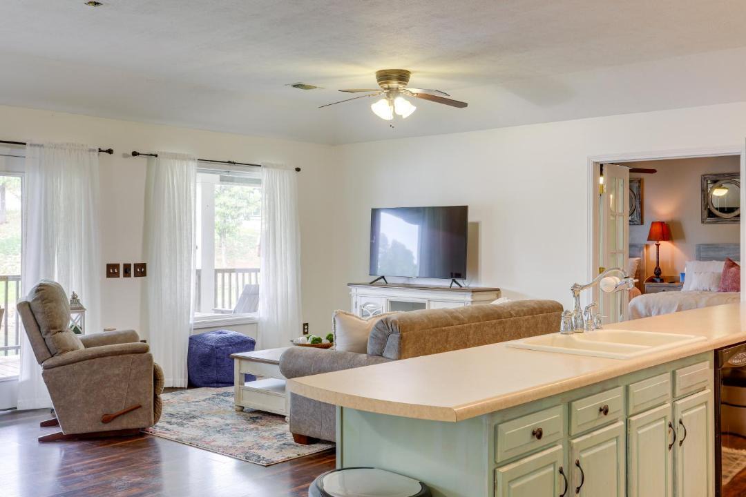 Photo of Livingroom in Horseshoe Bend