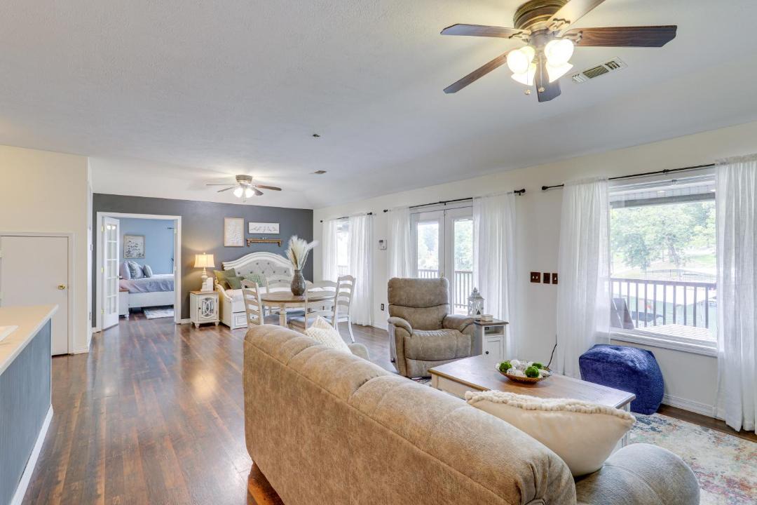 Photo of Livingroom in Horseshoe Bend