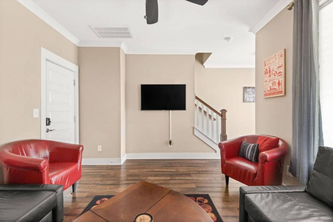 Photo of Livingroom in Edgehill