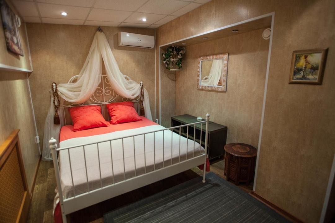 Photo of Bedroom in Ordzhonikidzevskiy Rayon