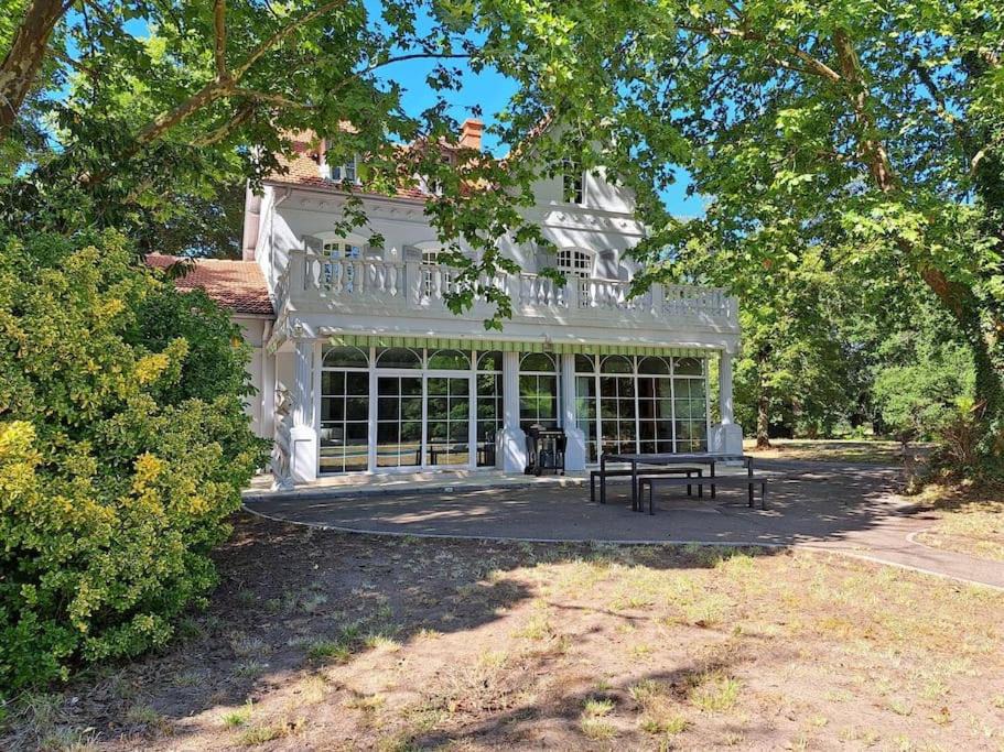 Photo of Buildings in Saint-Julien-en-Born