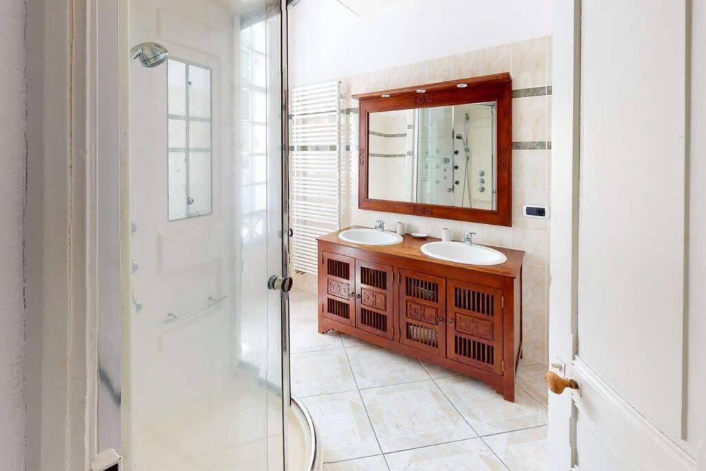 Photo of Bathroom in Saint-Julien-en-Born
