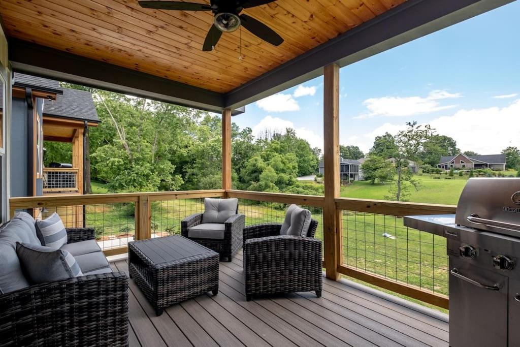 Photo of Patio Balcony in Brevard