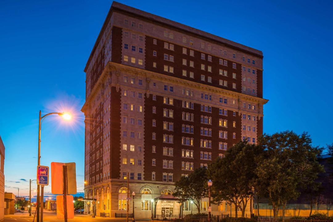 Photo of Buildings in Utica