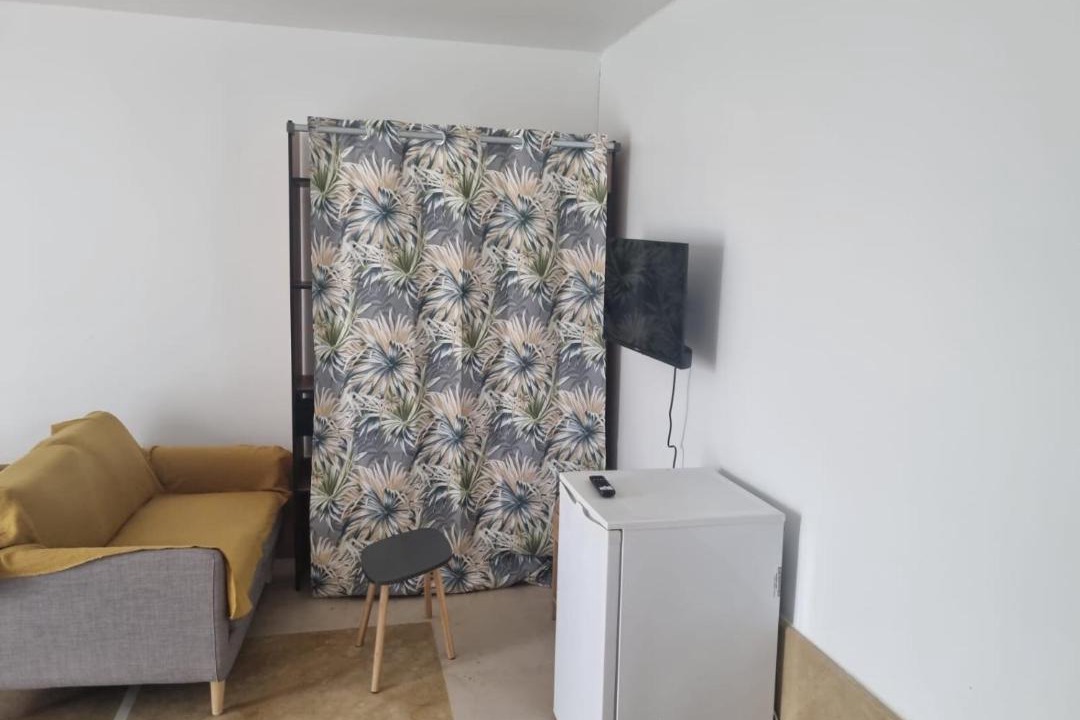 Photo of Others in Persan