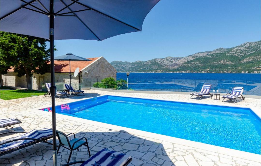 Photo of Others in Cove Tri Zala (Zrnovo)