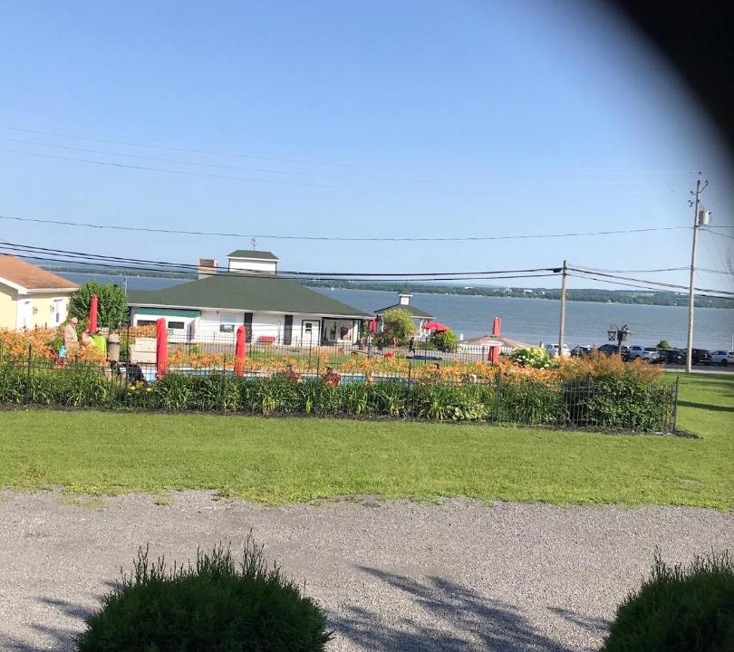 Photo of Others in Saint-Jean-de-l'lle-d'Orleans