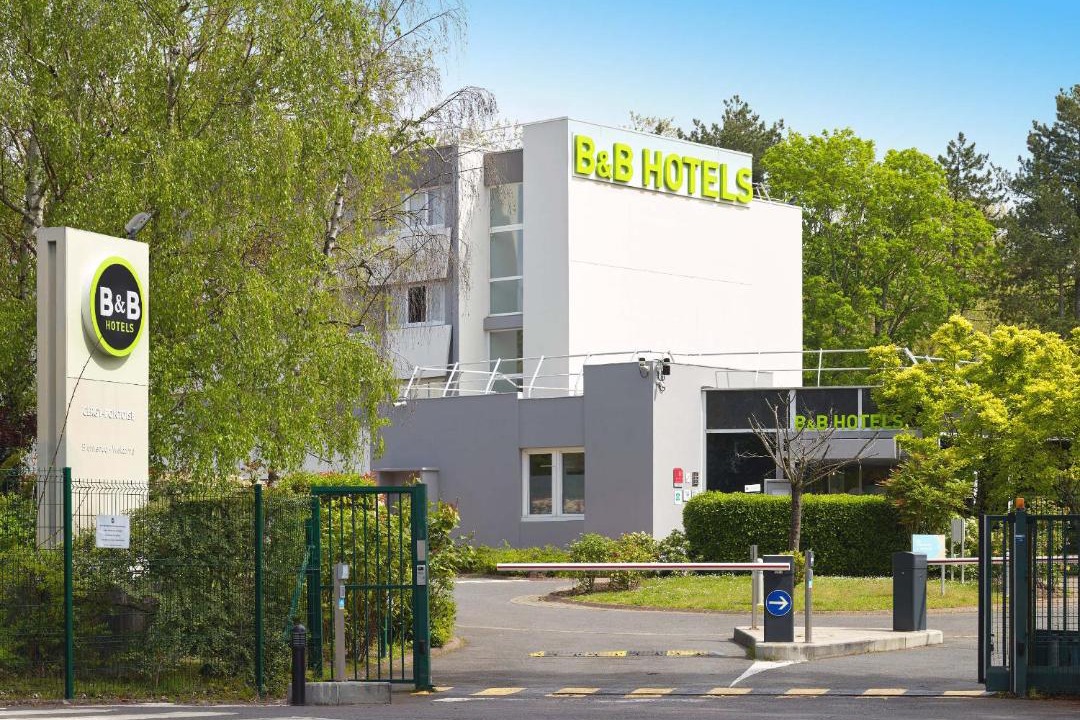 Photo of Others in Cergy