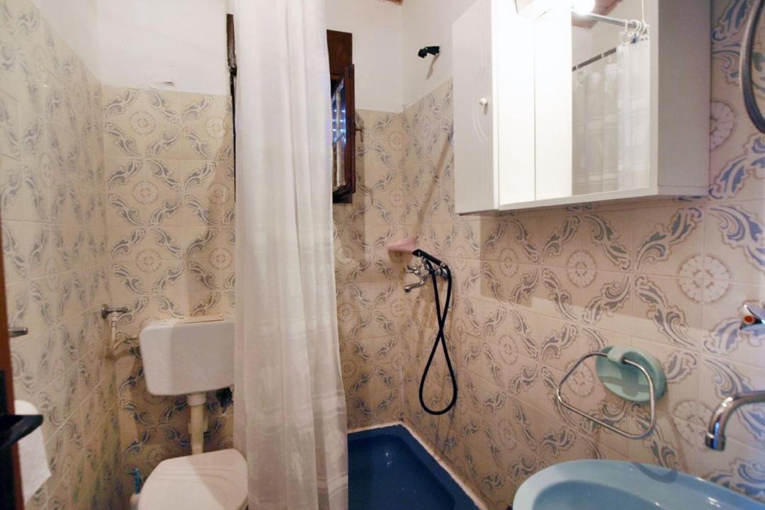 Photo of Bathroom in Kali