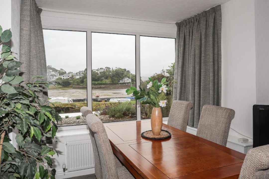 Photo of Others in Borth-y-Gest