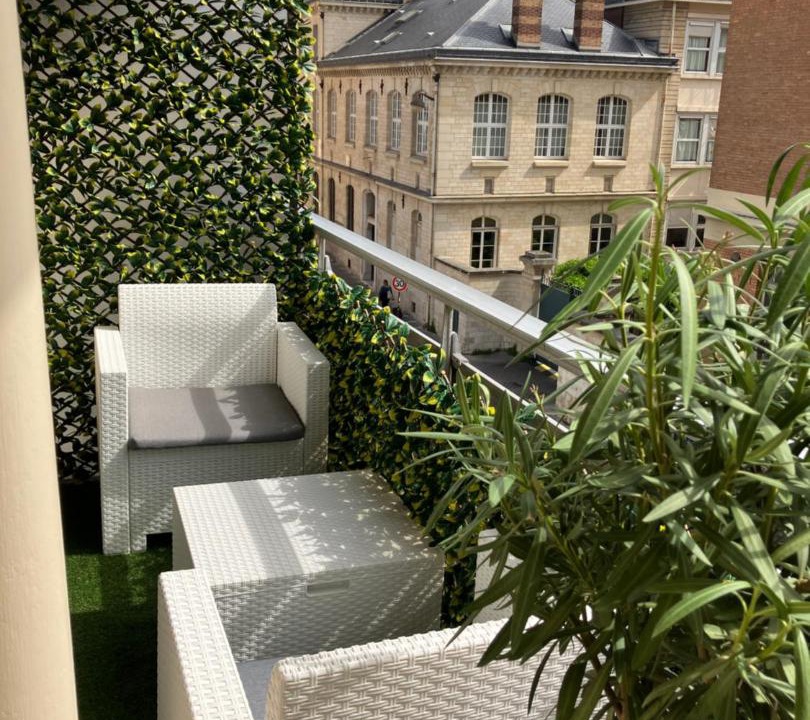 Photo of Others in Auteuil