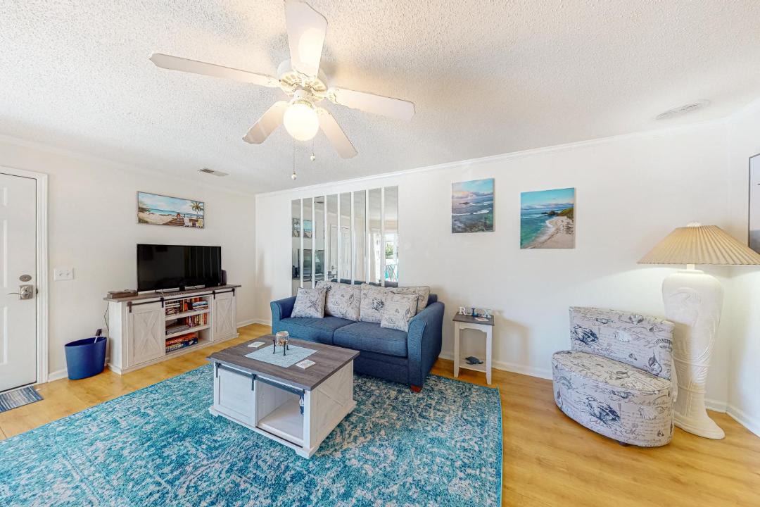Photo of Livingroom in Cherry Grove Beach