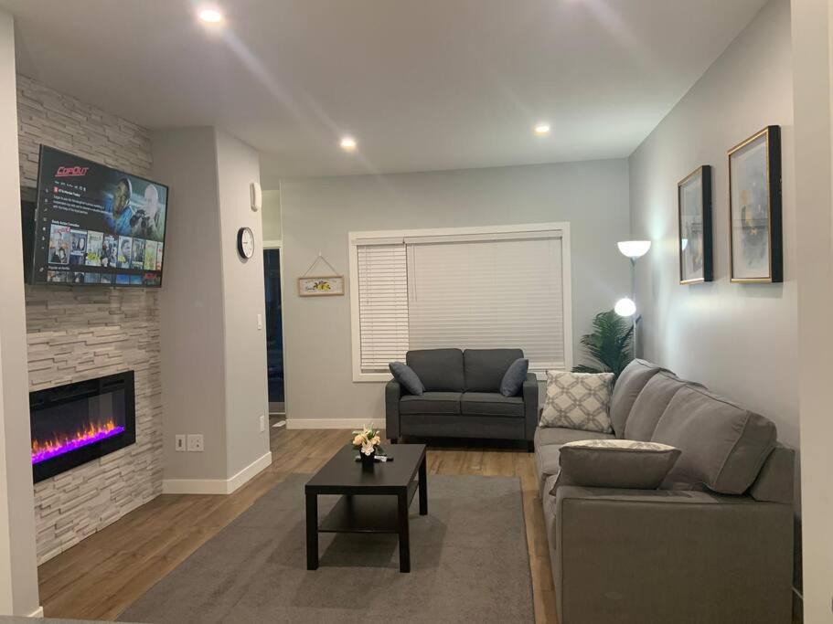Photo of Livingroom in Regina