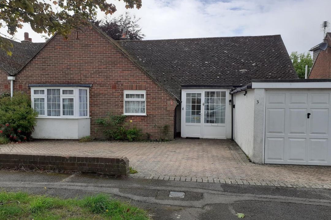 Photo of Buildings in Highcliffe-on-Sea