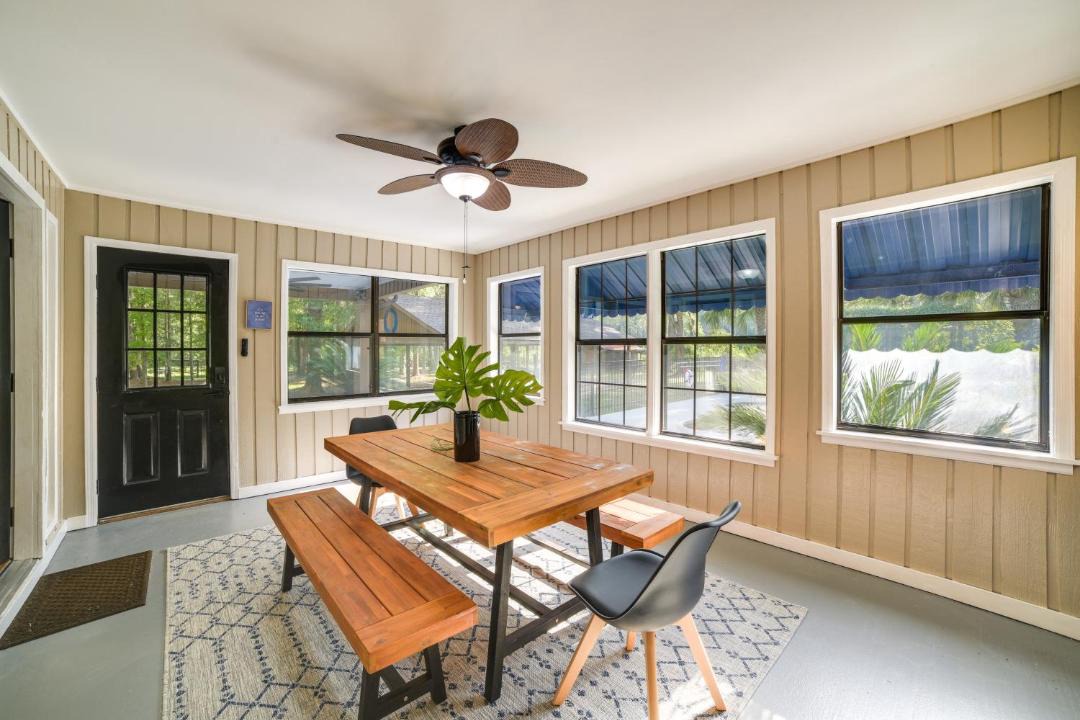Photo of Livingroom in Valdosta