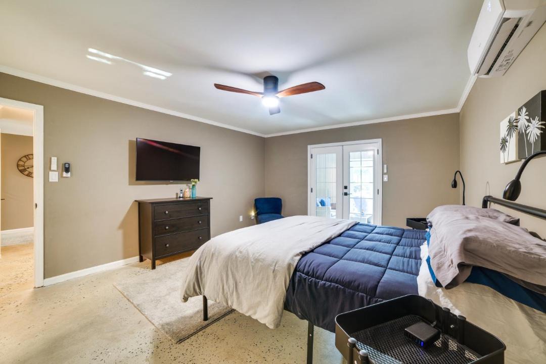Photo of Bedroom in Valdosta