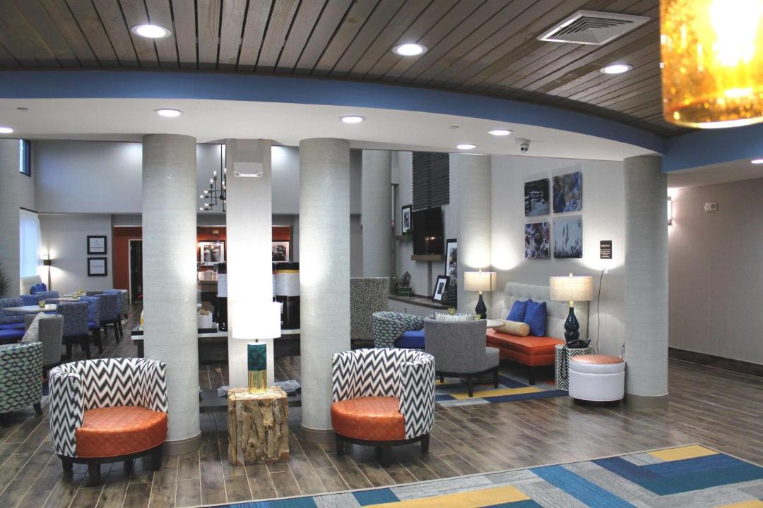 Photo of Livingroom in Forsyth