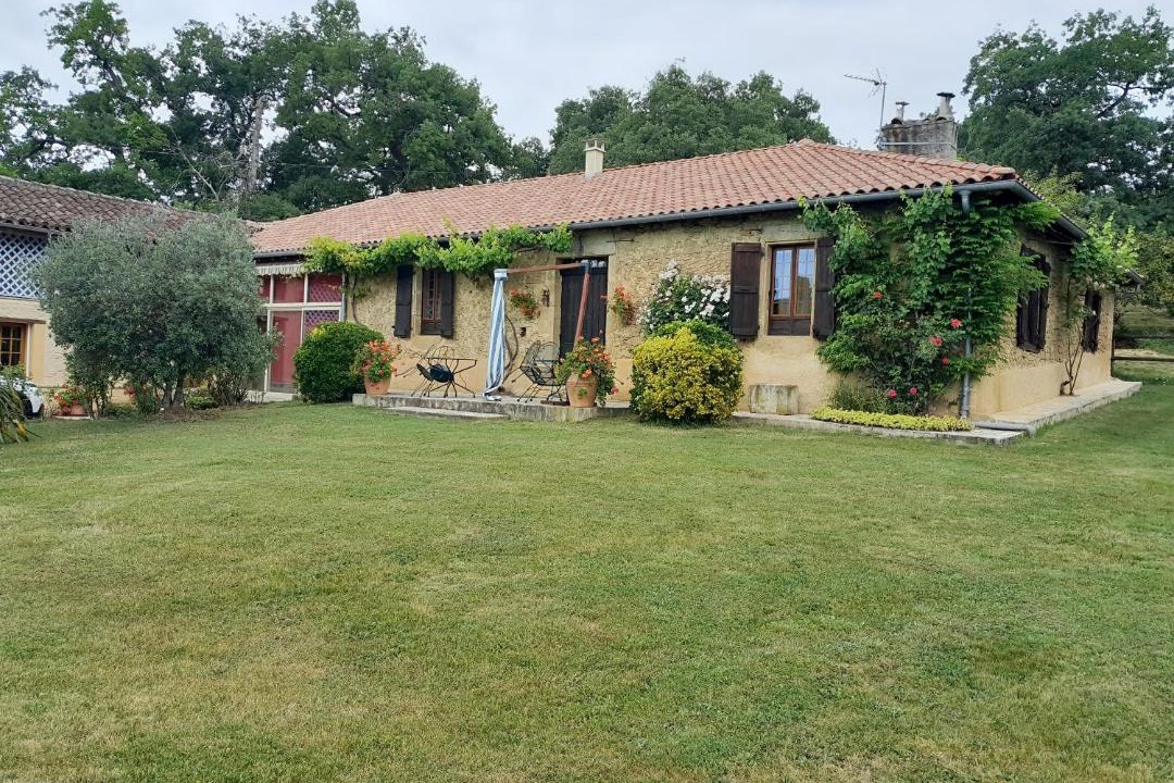 Photo of Others in Ornezan