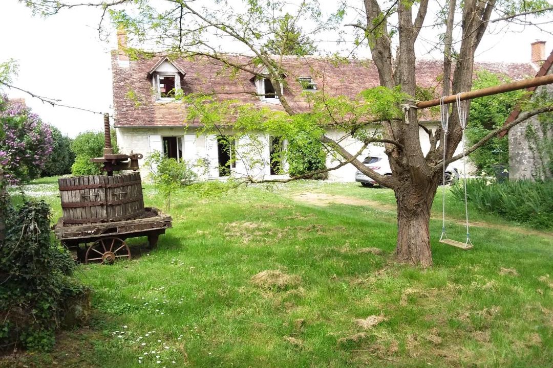 Photo of Others in Couffy