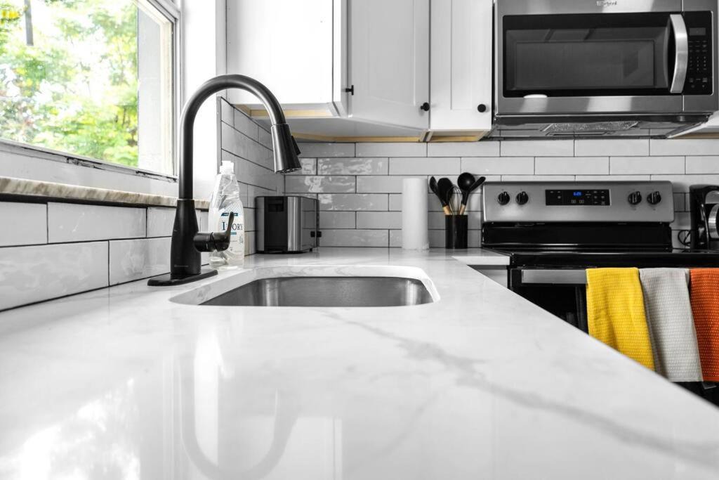 Photo of Kitchen in Orient Park