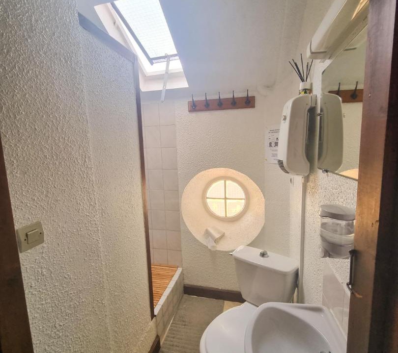 Photo of Others in Melles