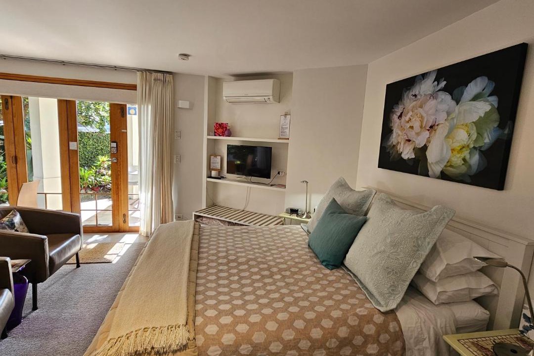 Photo of Others in Parnell