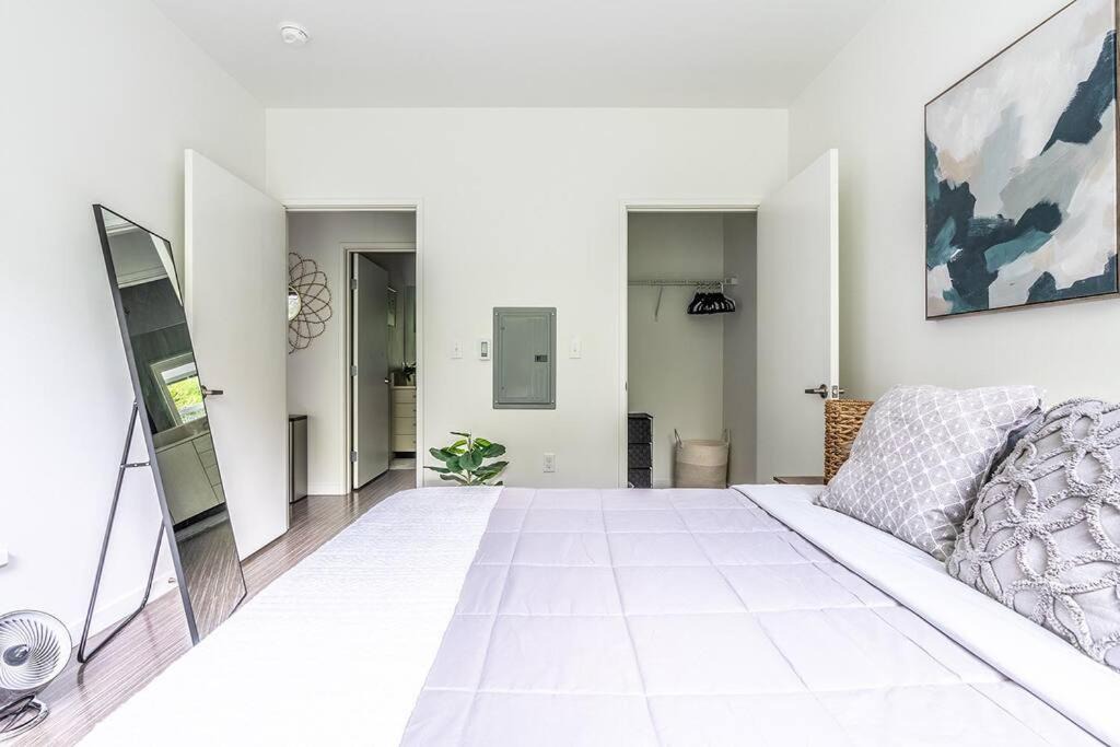 Photo of Bedroom in Minor