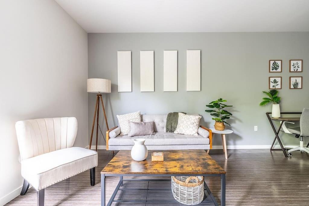 Photo of Livingroom in Minor