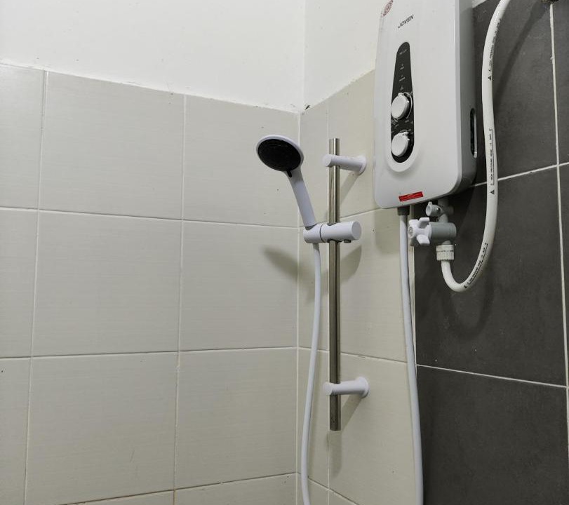 Photo of Bathroom in Kampong Raja