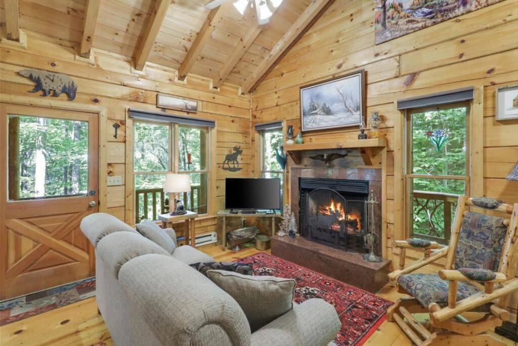 Photo of Livingroom in Blue Ridge