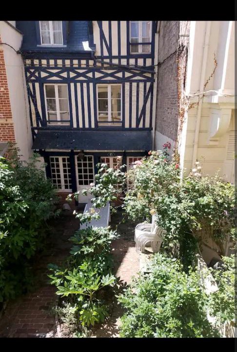 Photo of Others in Trouville-sur-Mer