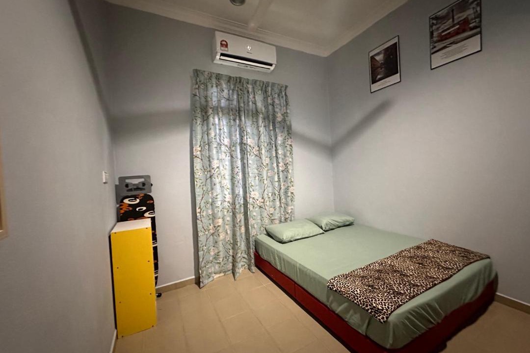 Photo of Bedroom in Kampung Rambutan Rendang