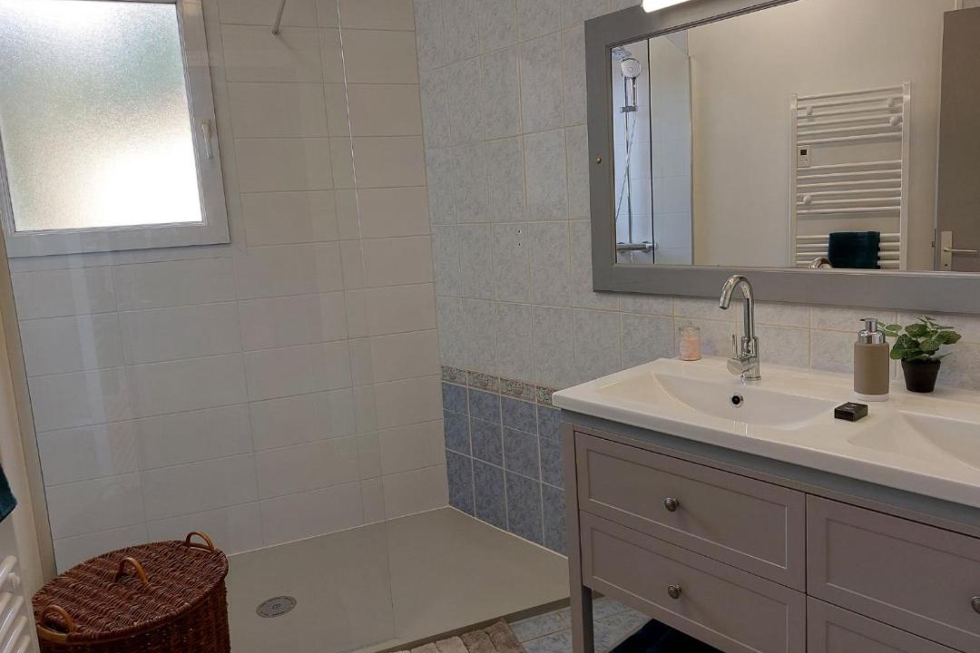 Photo of Bathroom in Thiers