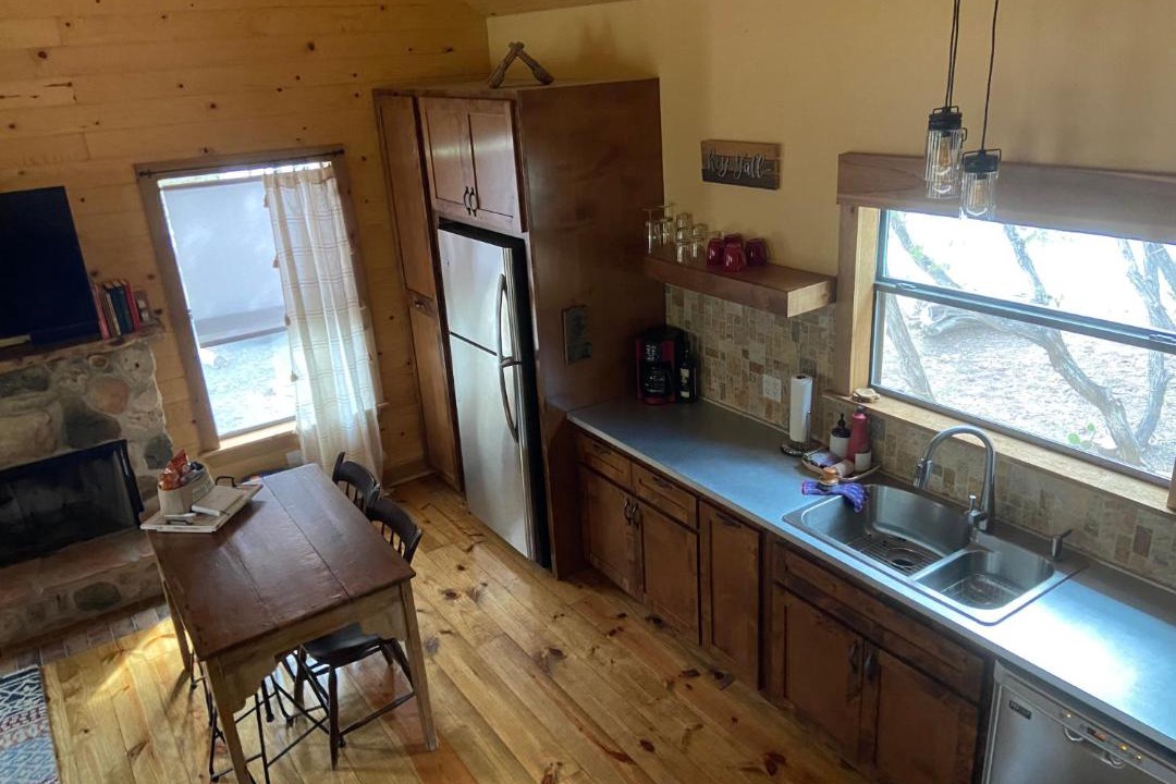 Photo of Kitchen in Uvalde