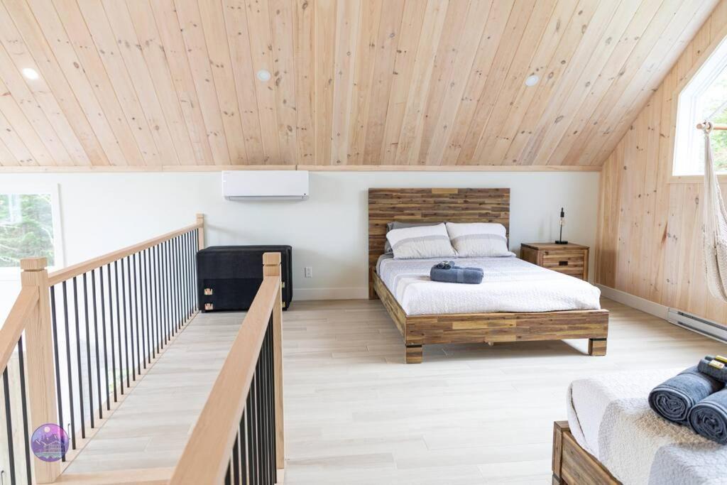 Photo of Bedroom in Notre-Dame-de-la-Merci