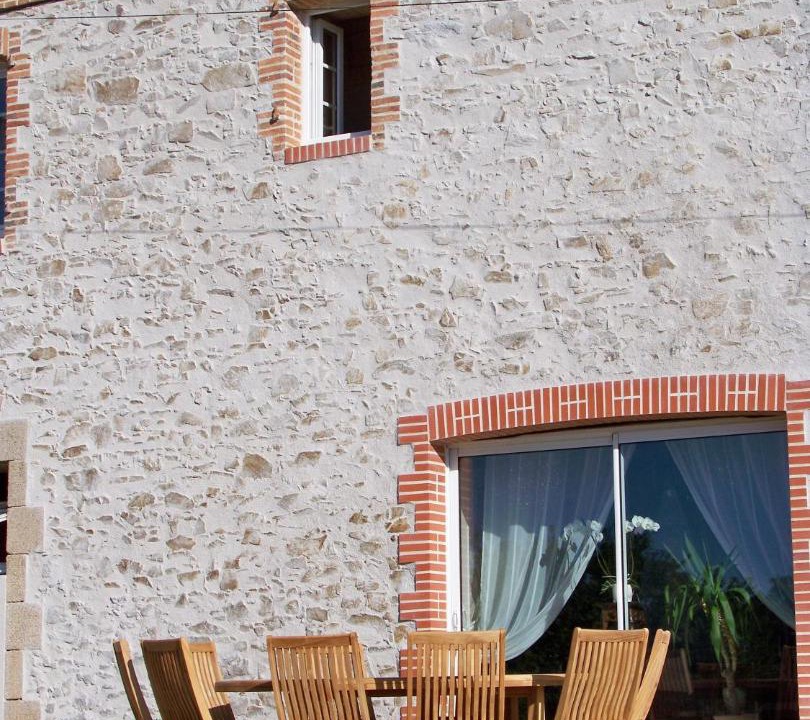 Photo of Buildings in Tillieres