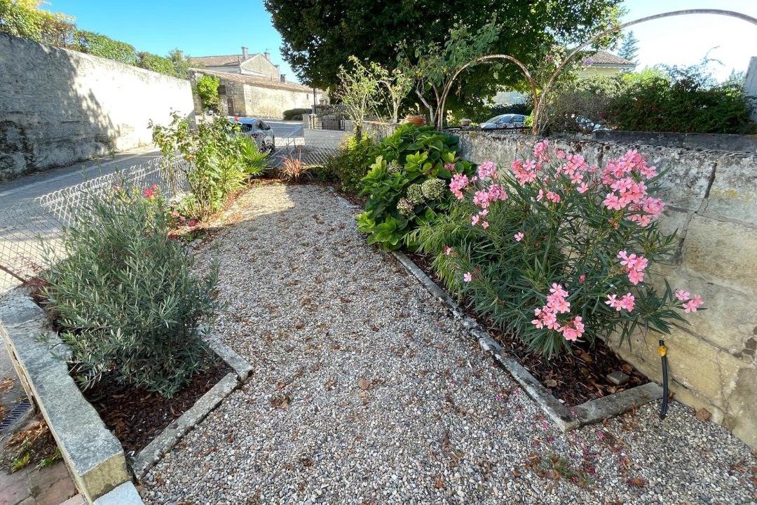 Photo of Others in Montagne