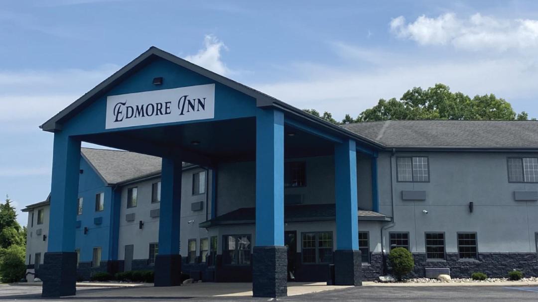 Photo of Buildings in Edmore
