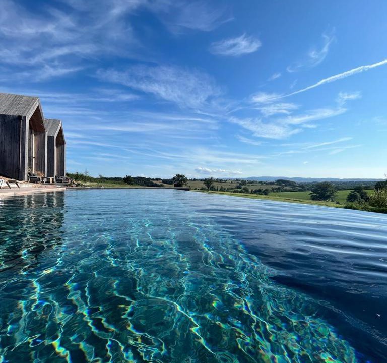 Photo of Others in Artaix