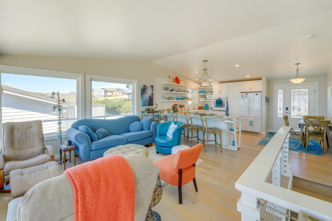 Photo of Livingroom in Oak Harbor